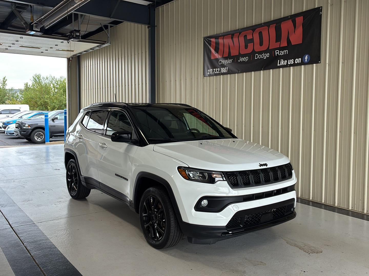 2023 Jeep Compass Altitude