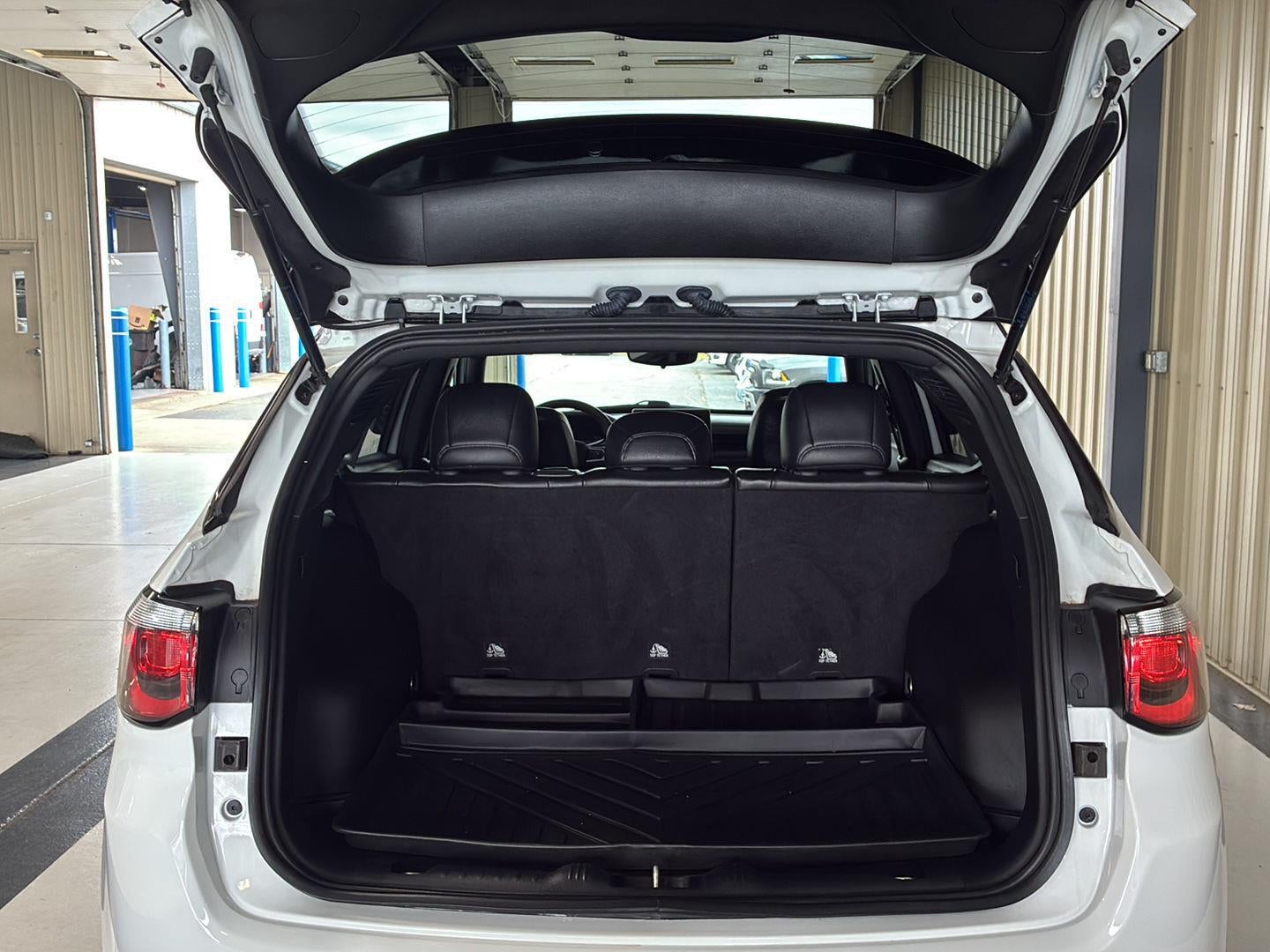 2023 Jeep Compass Altitude