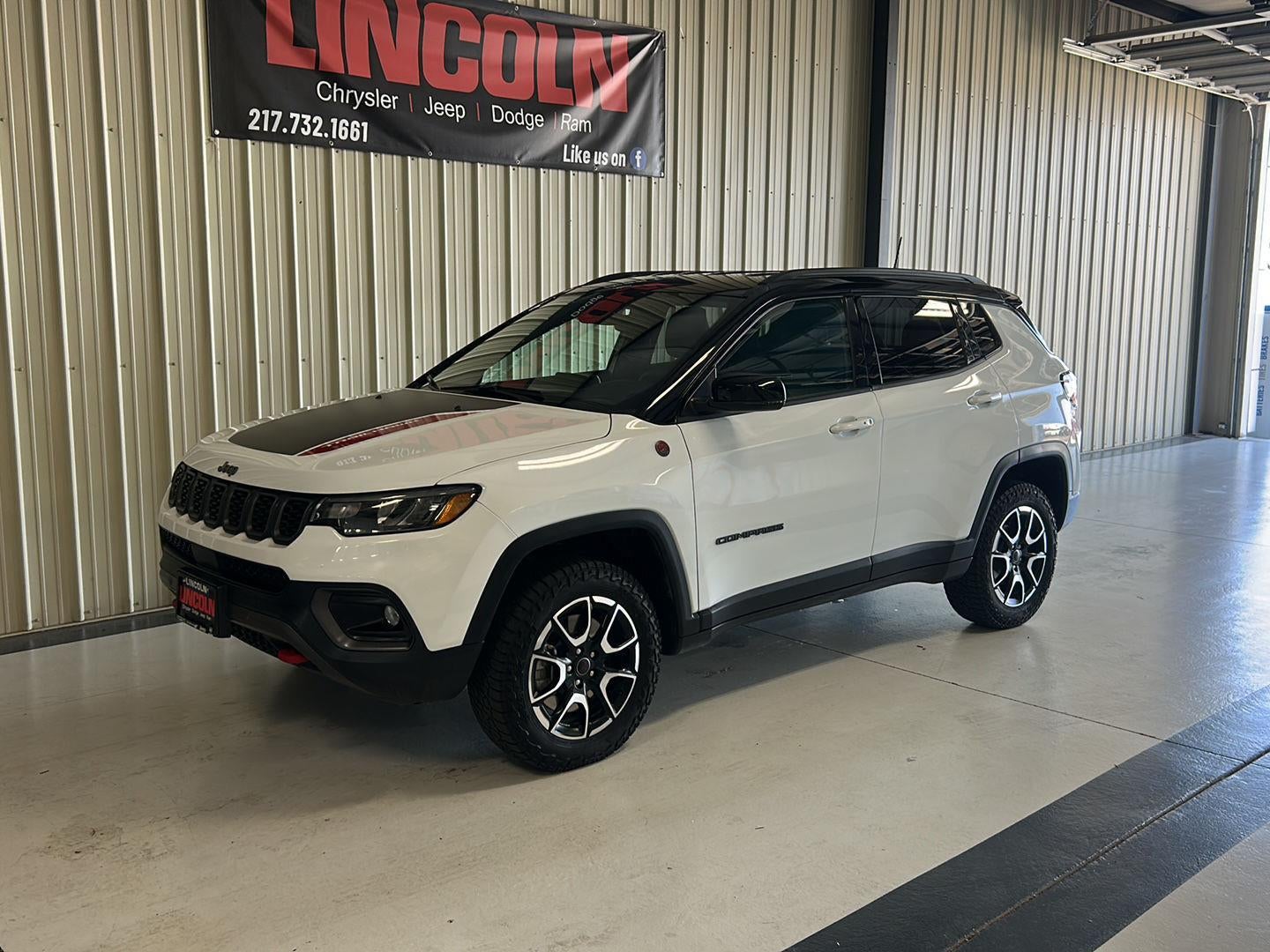 2025 Jeep Compass Trailhawk
