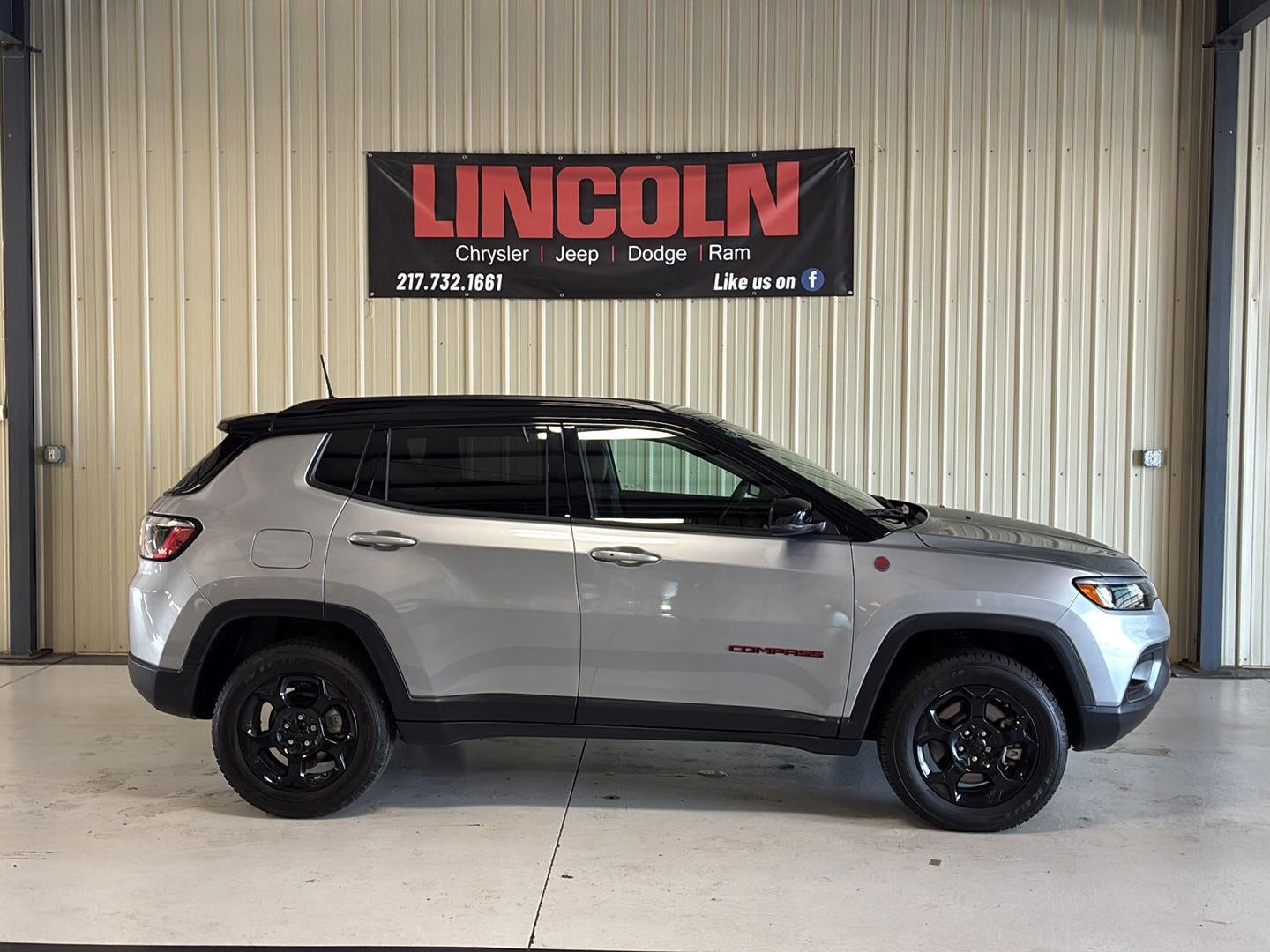 2023 Jeep Compass Trailhawk