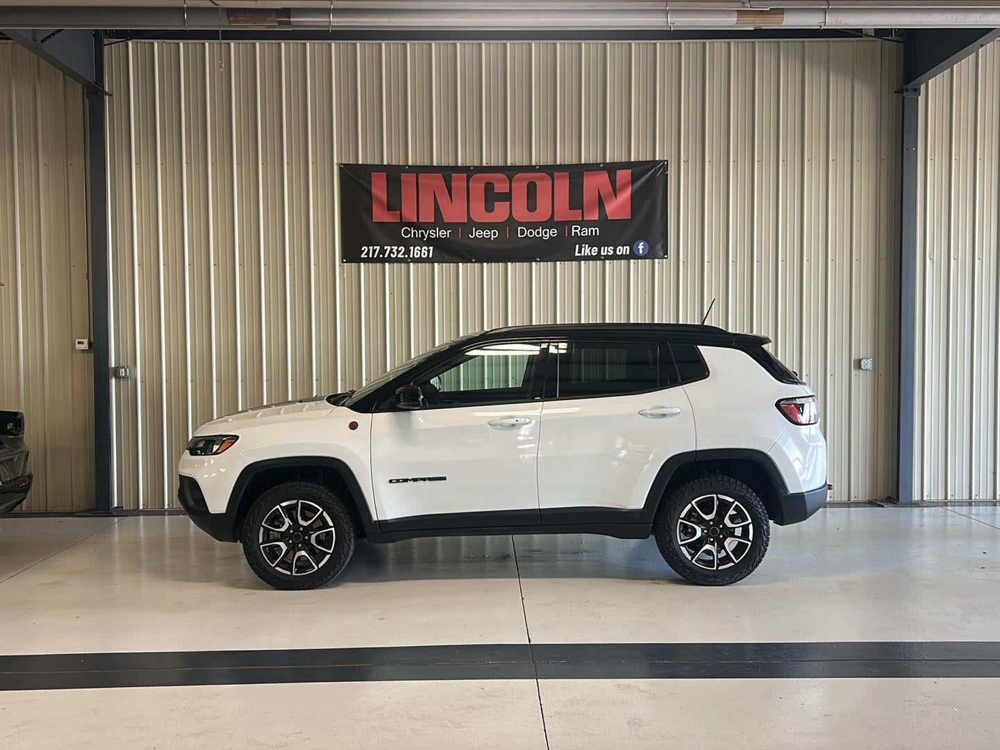 2025 Jeep Compass Trailhawk