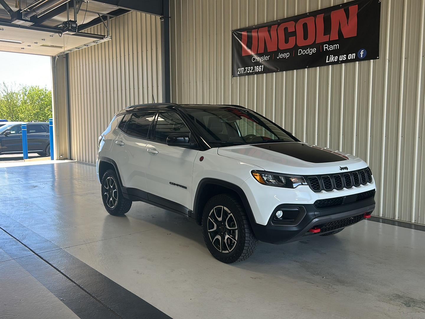 2025 Jeep Compass Trailhawk