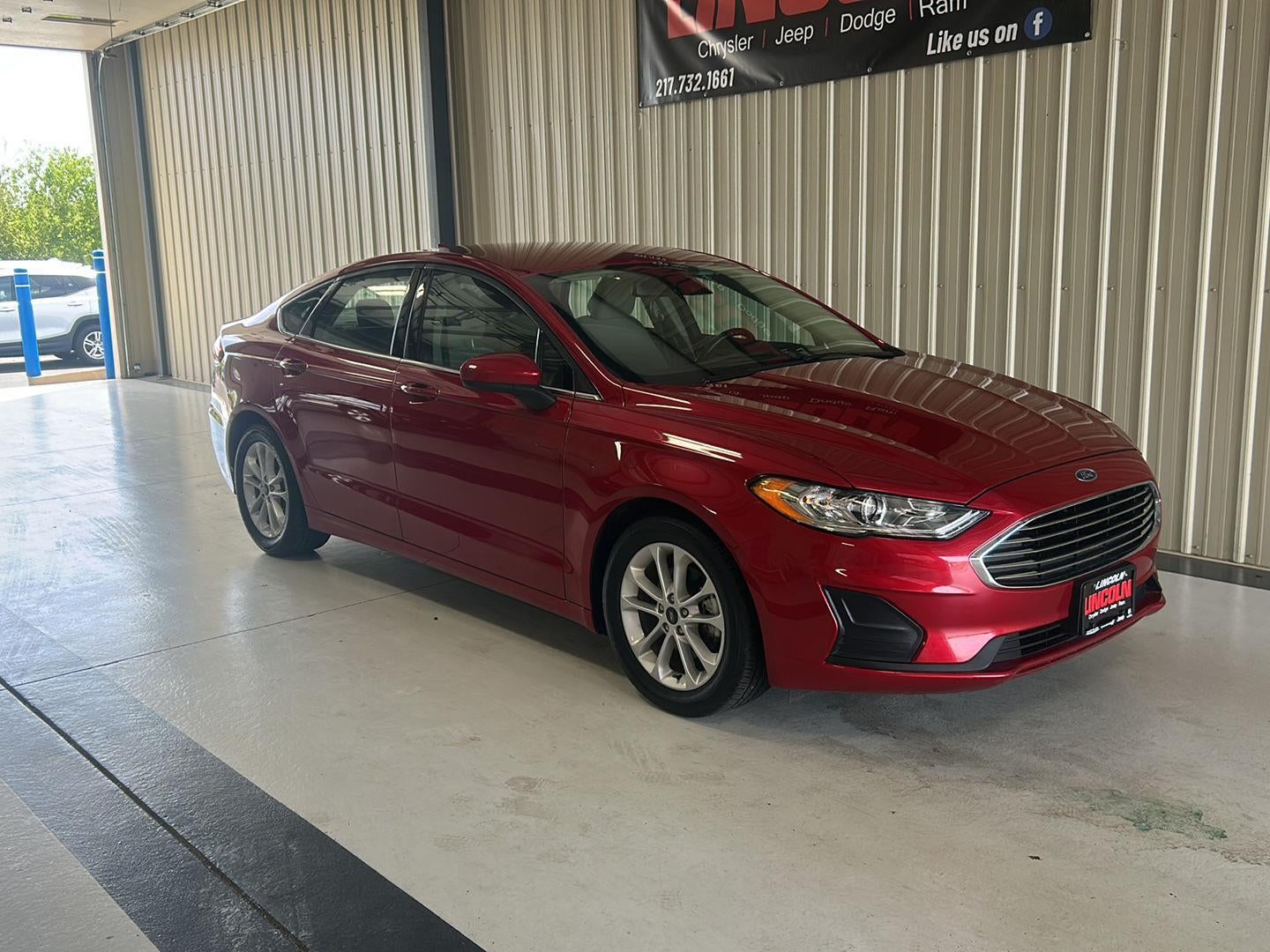 2020 Ford Fusion SE