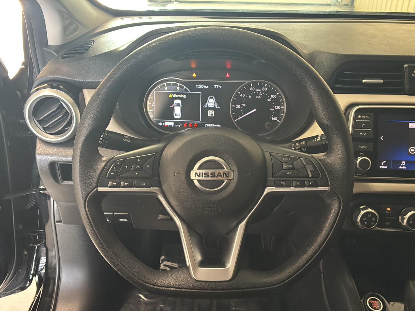 2022 Nissan Versa SV