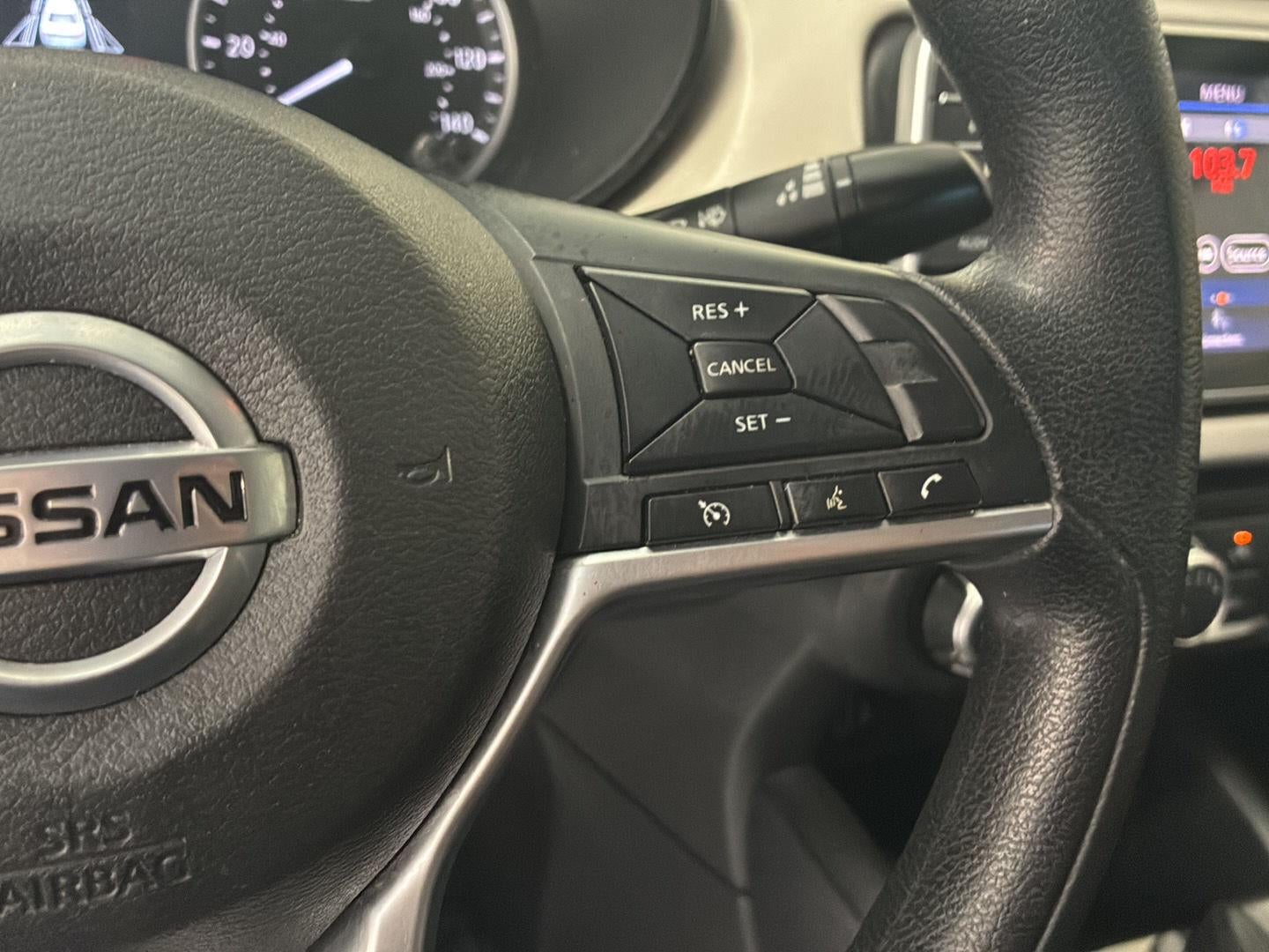 2022 Nissan Versa SV