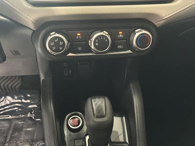 2022 Nissan Versa SV