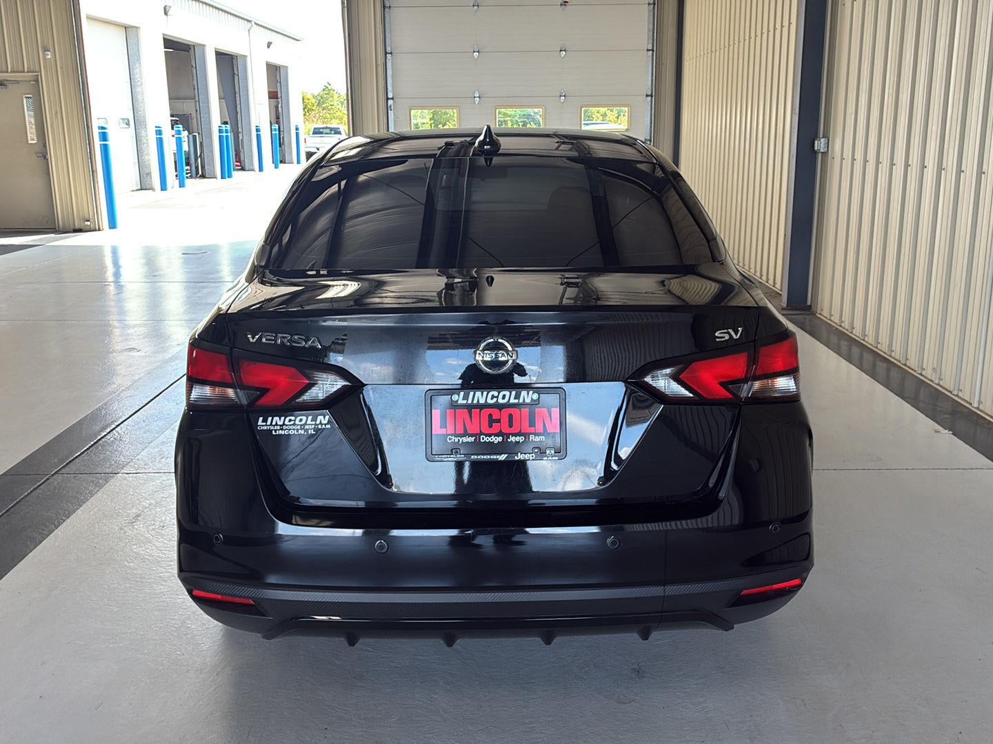 2022 Nissan Versa SV