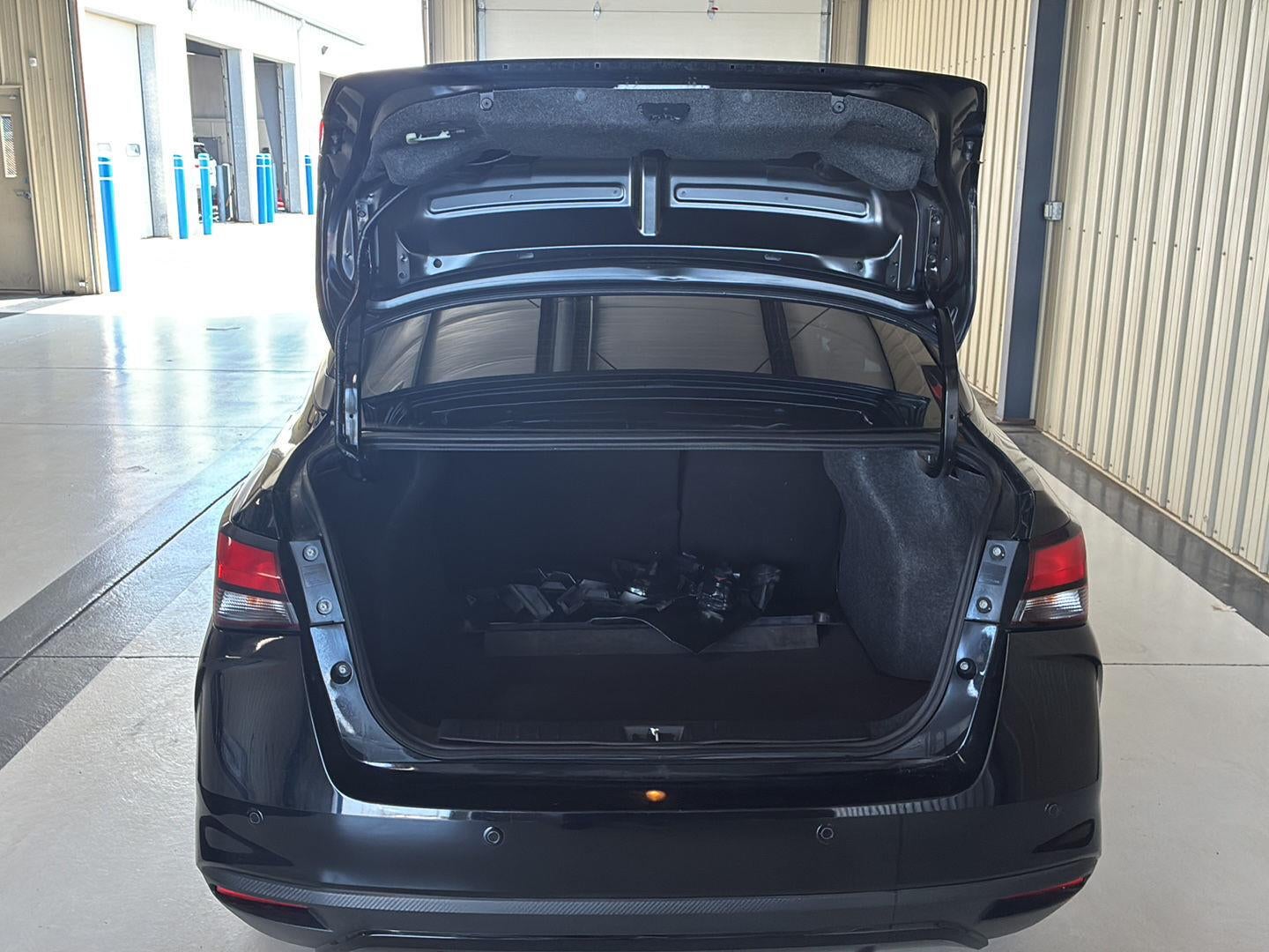 2022 Nissan Versa SV