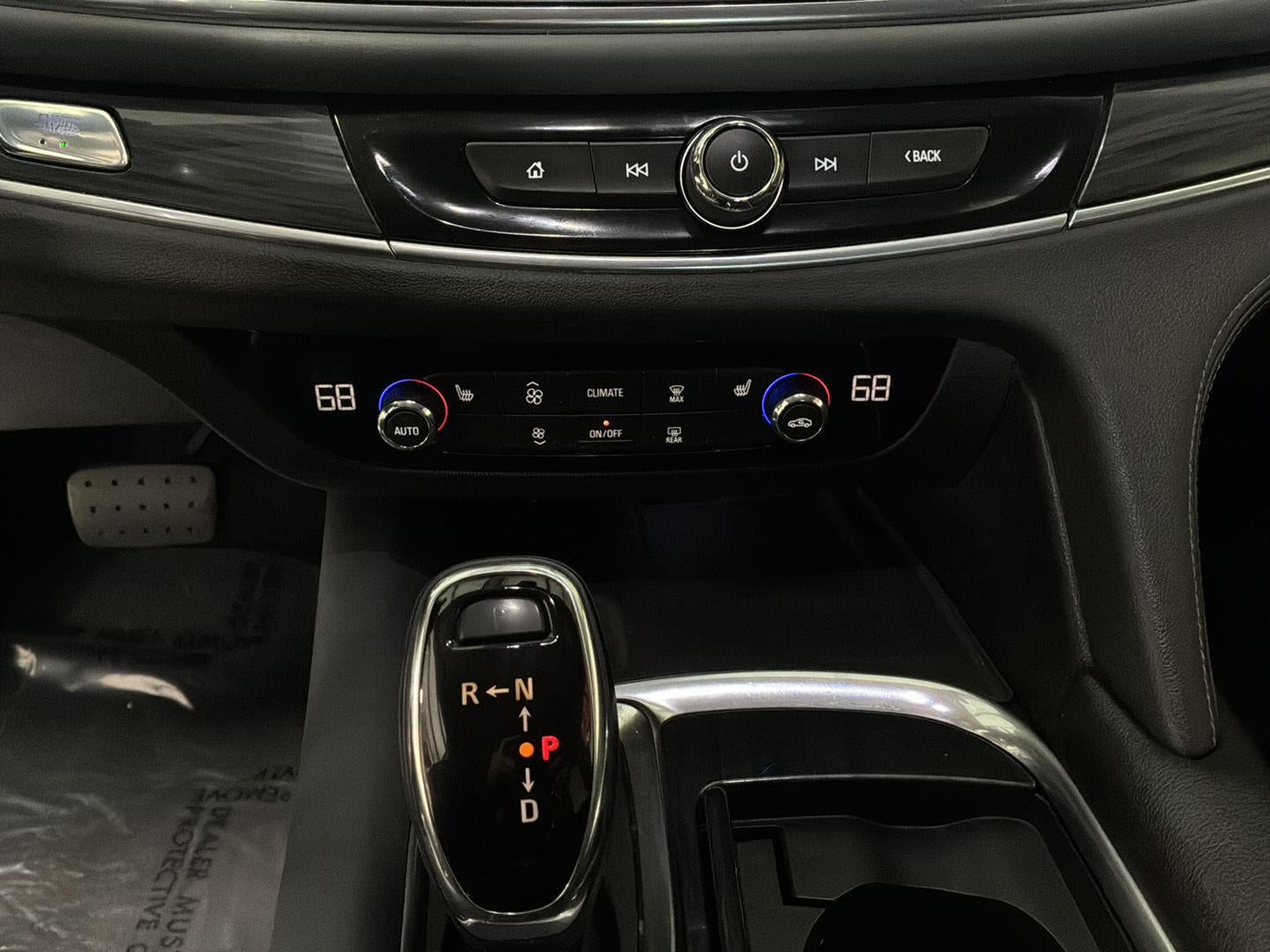 2018 Buick Enclave Essence