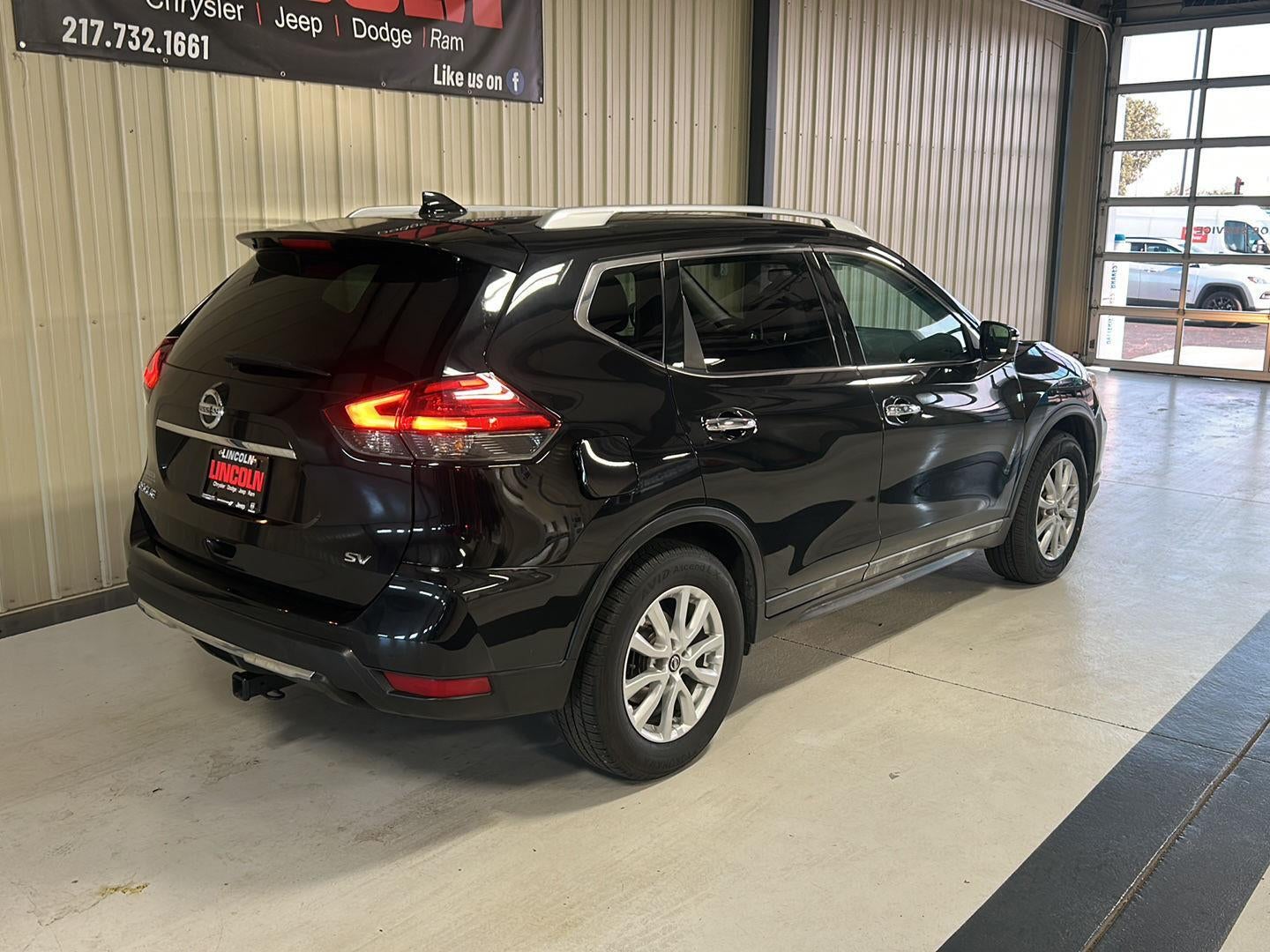 2017 Nissan Rogue SV