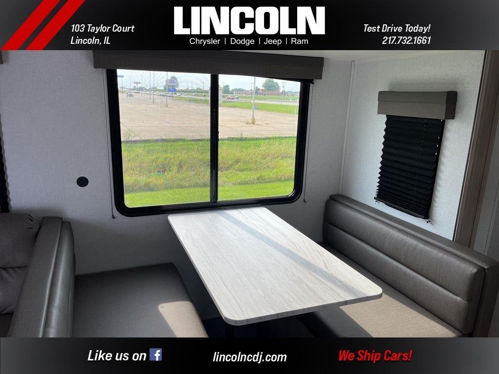 2024 Silver Lake EAST TO WEST Camper