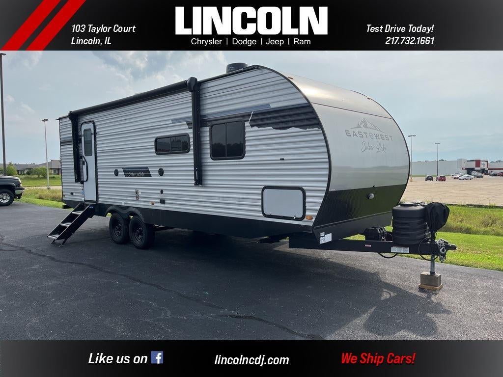 2024 Silver Lake EAST TO WEST Camper