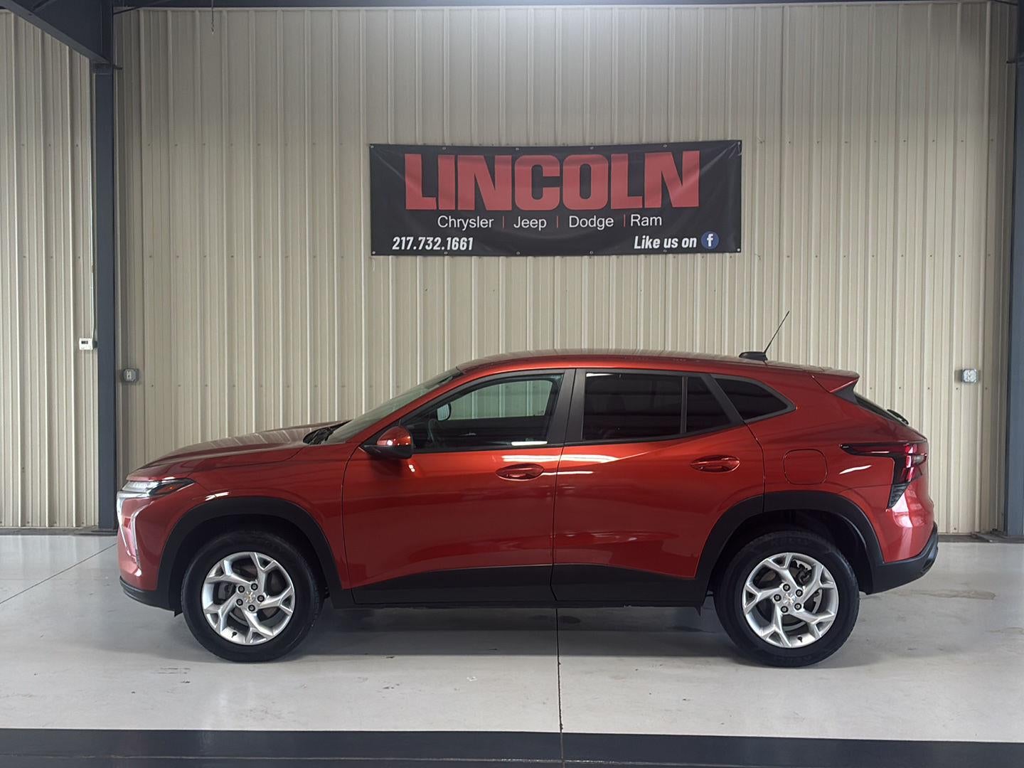 Used 2024 Chevrolet Trax LS with VIN KL77LFE21RC018938 for sale in Lincoln, IL