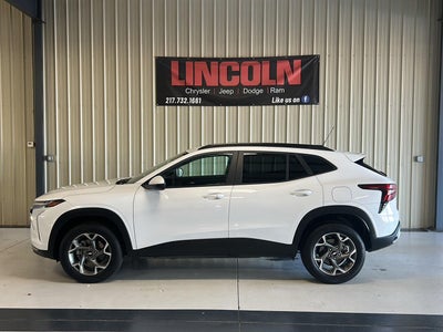 2025 Chevrolet Trax LT