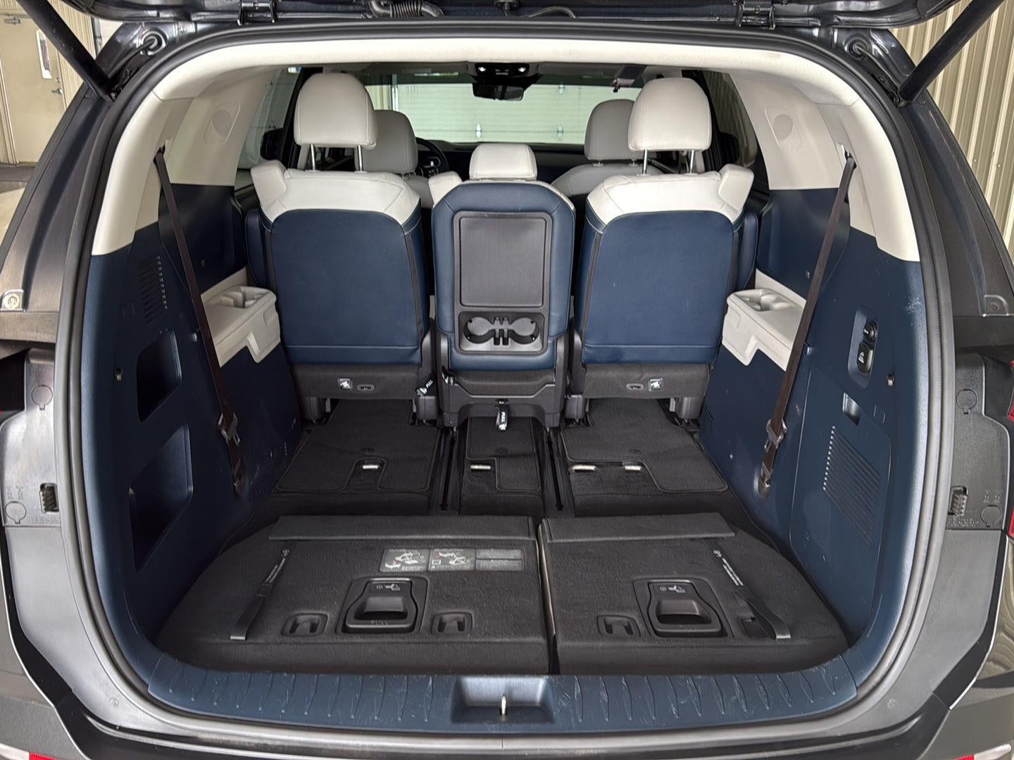 2025 Kia Carnival SX Prestige