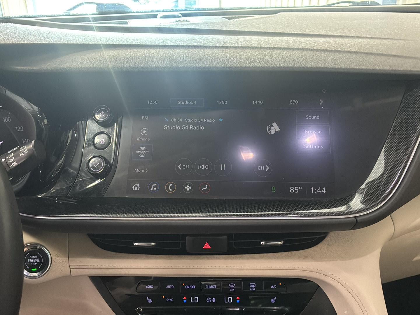 2022 Buick Envision Essence