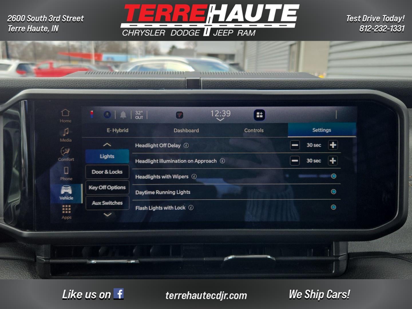 2025 Jeep Wrangler 4xe Willys