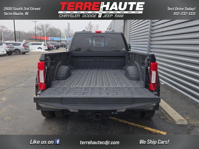 2022 Ford Super Duty F-450 DRW Lariat