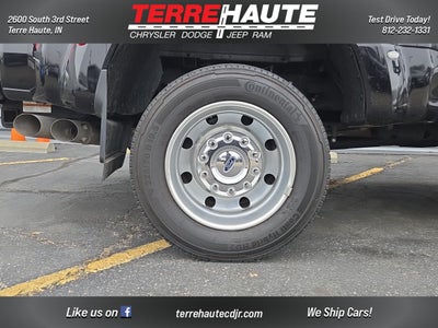 2022 Ford Super Duty F-450 DRW Lariat