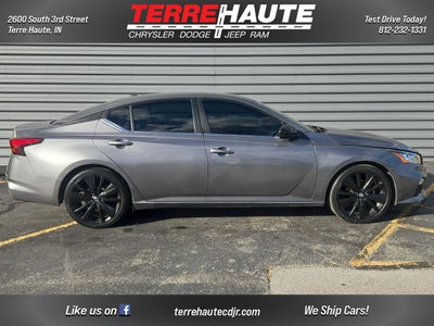 2022 Nissan Altima 2.5 SR