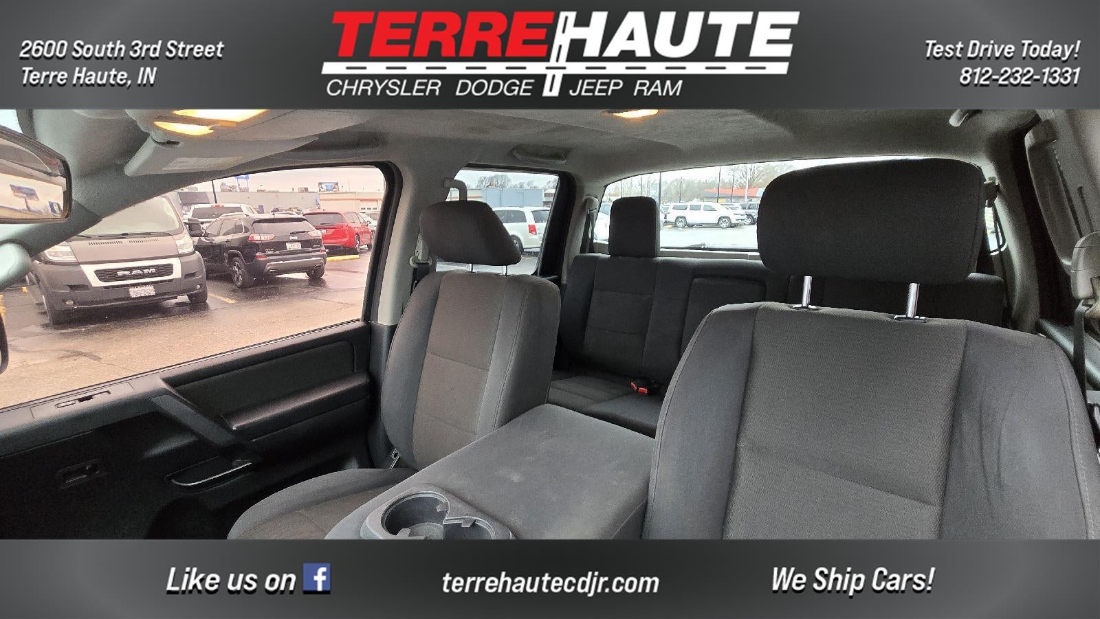 2012 Nissan Titan SV