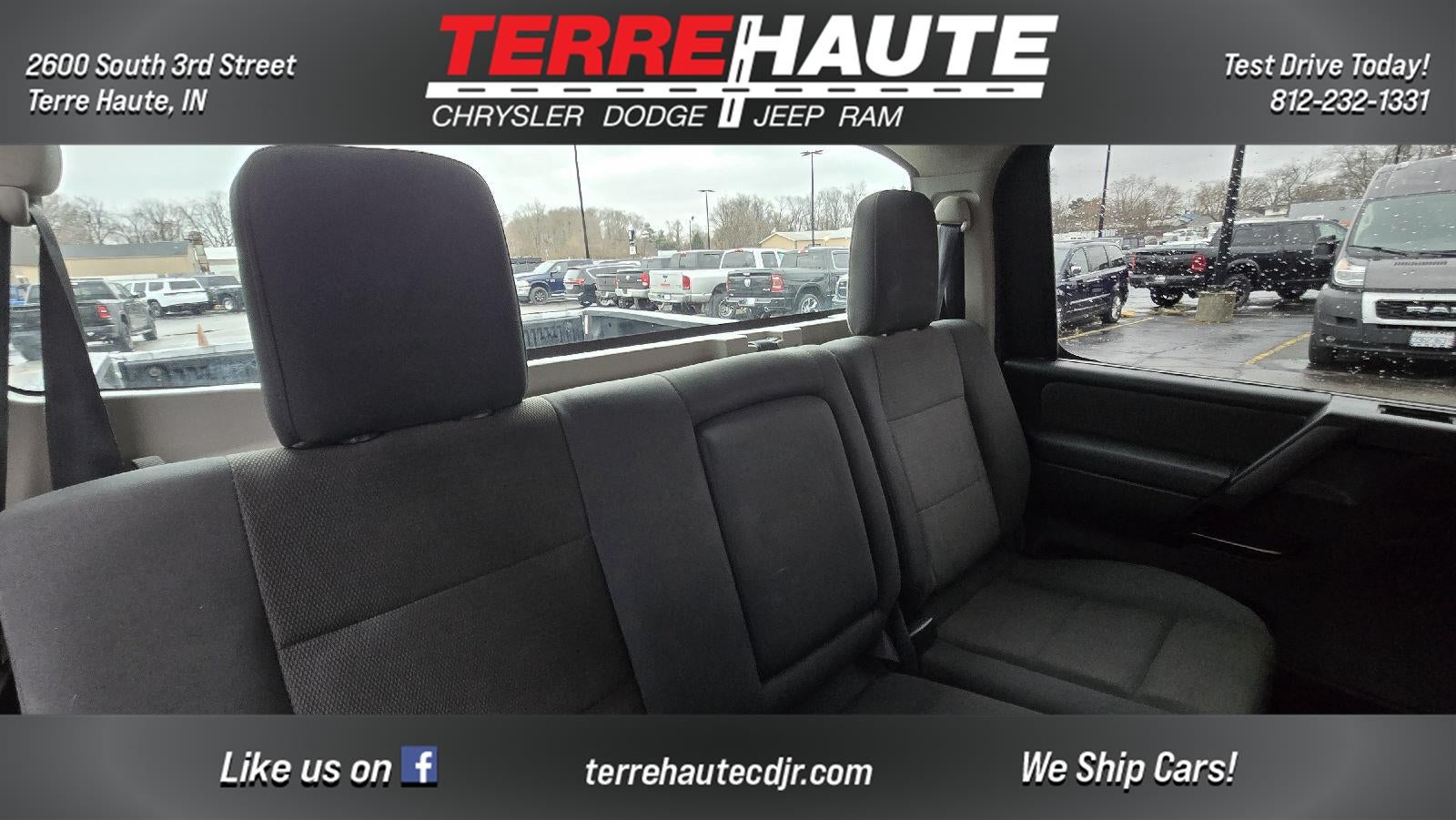 2012 Nissan Titan SV