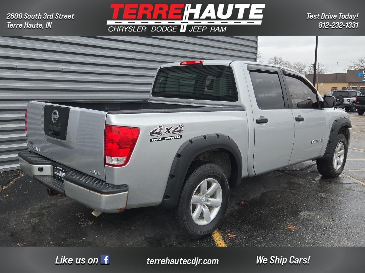 2012 Nissan Titan SV