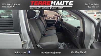 2012 Nissan Titan SV