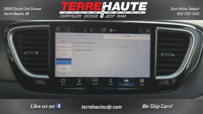 2023 Chrysler Pacifica Touring L