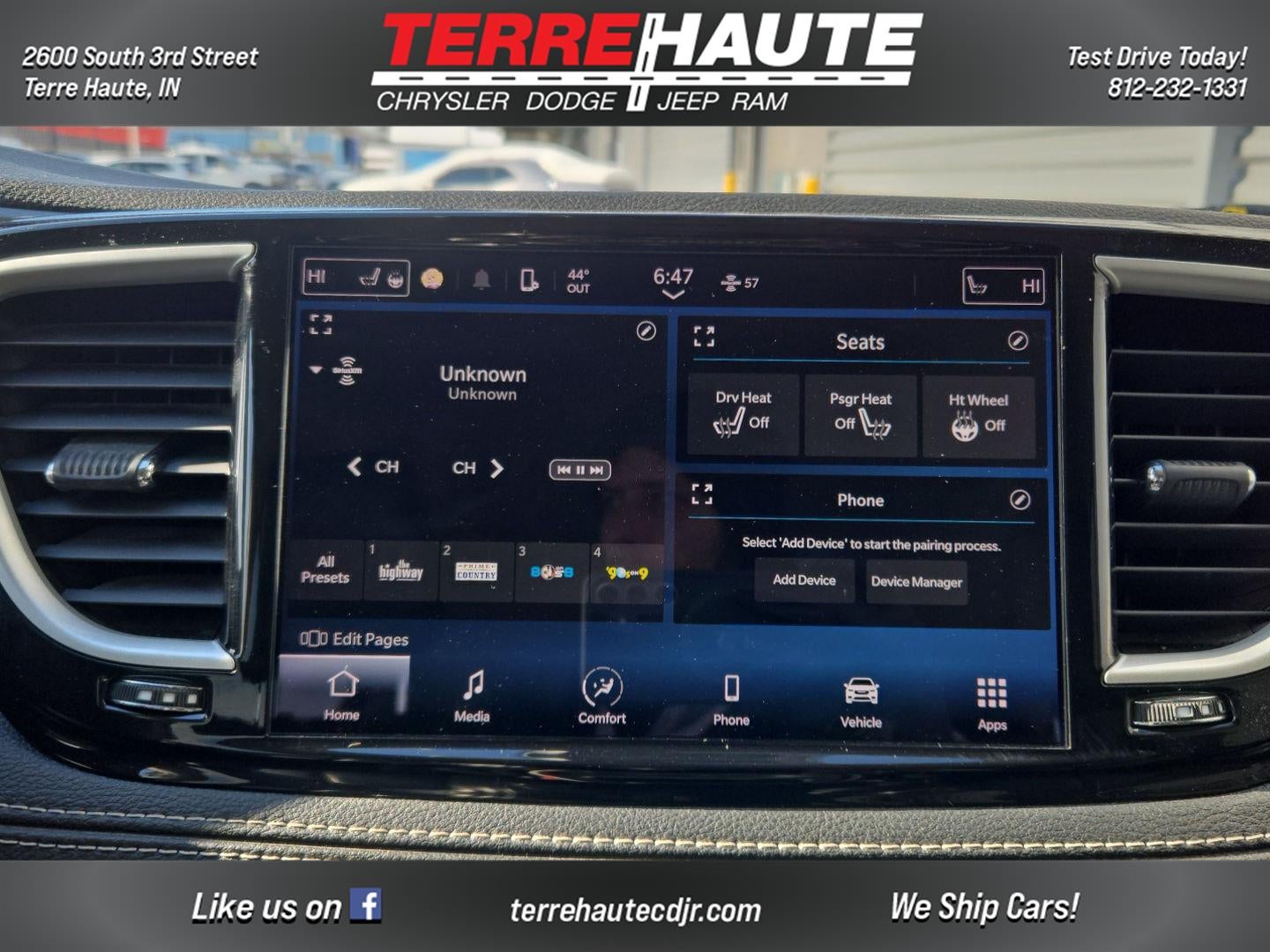 2023 Chrysler Pacifica Touring L