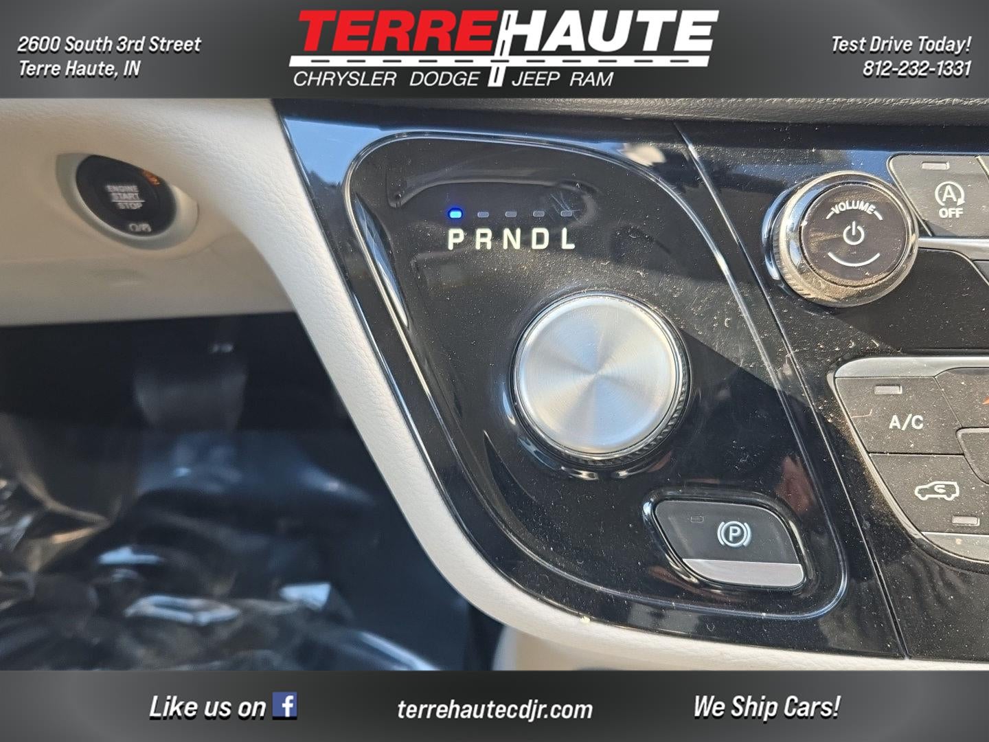 2023 Chrysler Pacifica Touring L