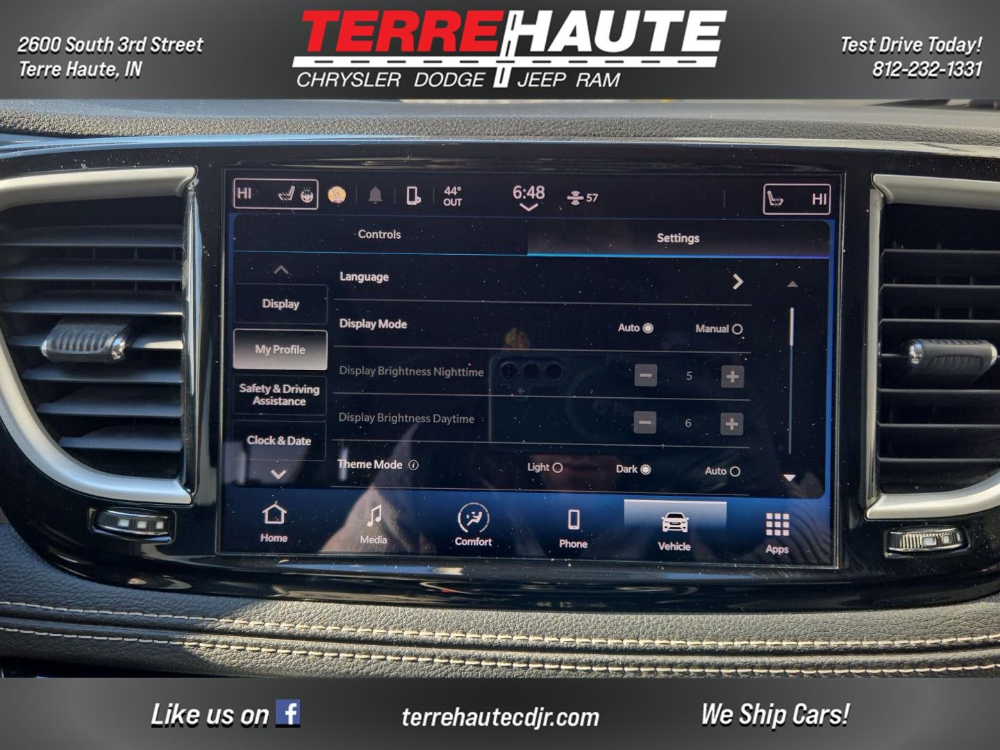 2023 Chrysler Pacifica Touring L