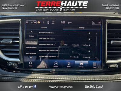 2023 Chrysler Pacifica Touring L