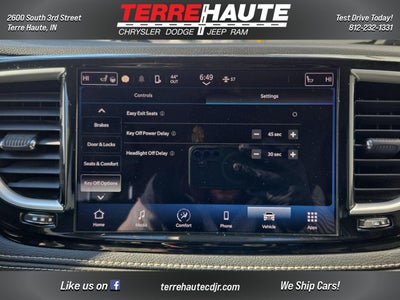 2023 Chrysler Pacifica Touring L