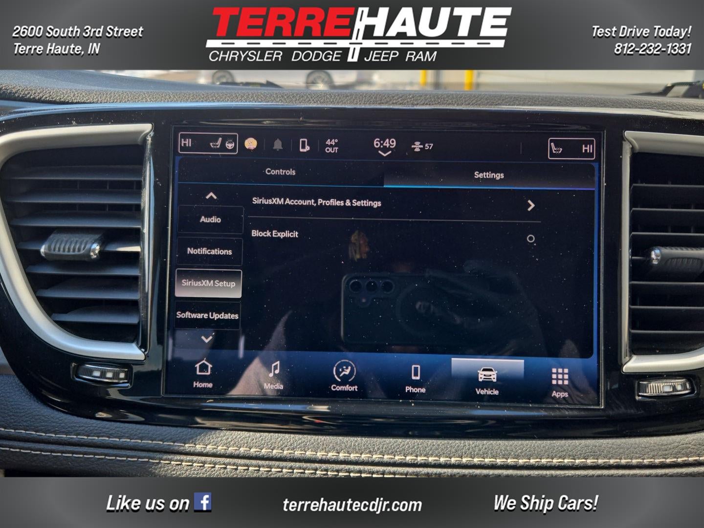 2023 Chrysler Pacifica Touring L