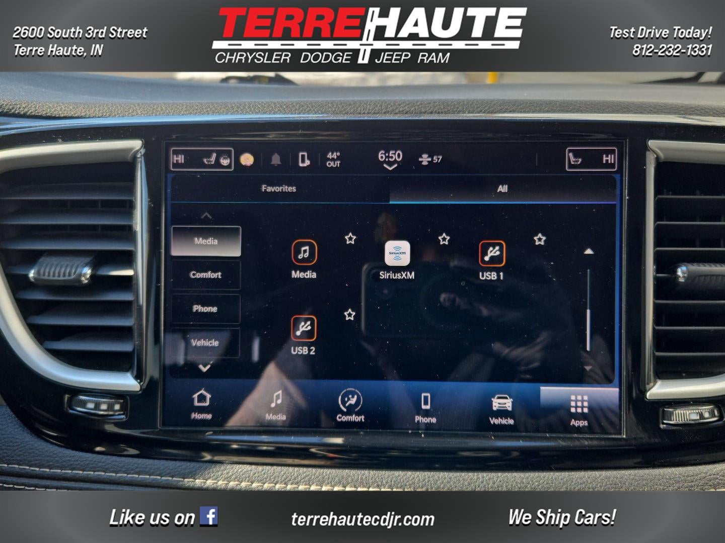 2023 Chrysler Pacifica Touring L