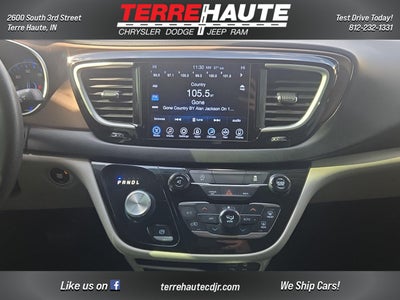 2017 Chrysler Pacifica Touring Plus