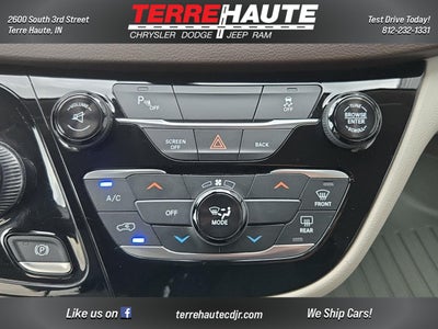 2017 Chrysler Pacifica LX