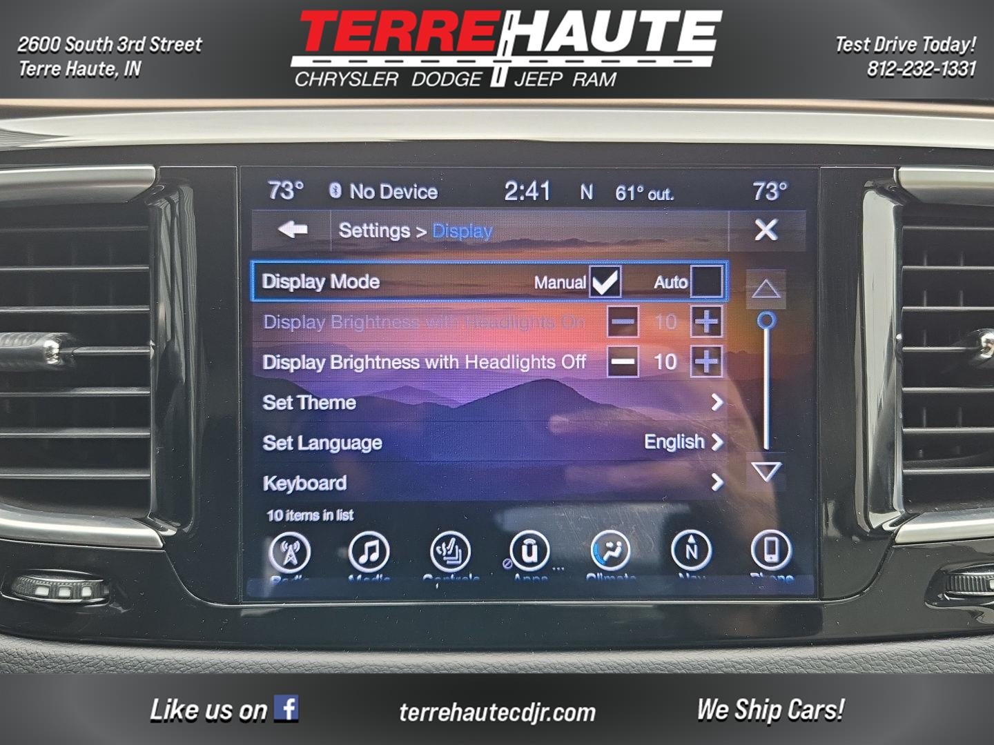 2017 Chrysler Pacifica Touring-L Plus