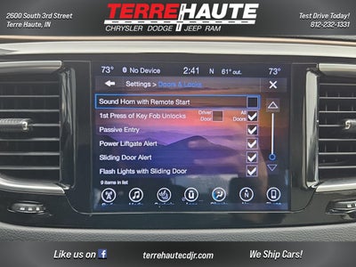 2017 Chrysler Pacifica Touring-L Plus