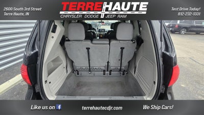 2012 Volkswagen Routan SE