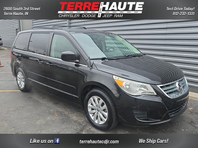 2012 Volkswagen Routan SE