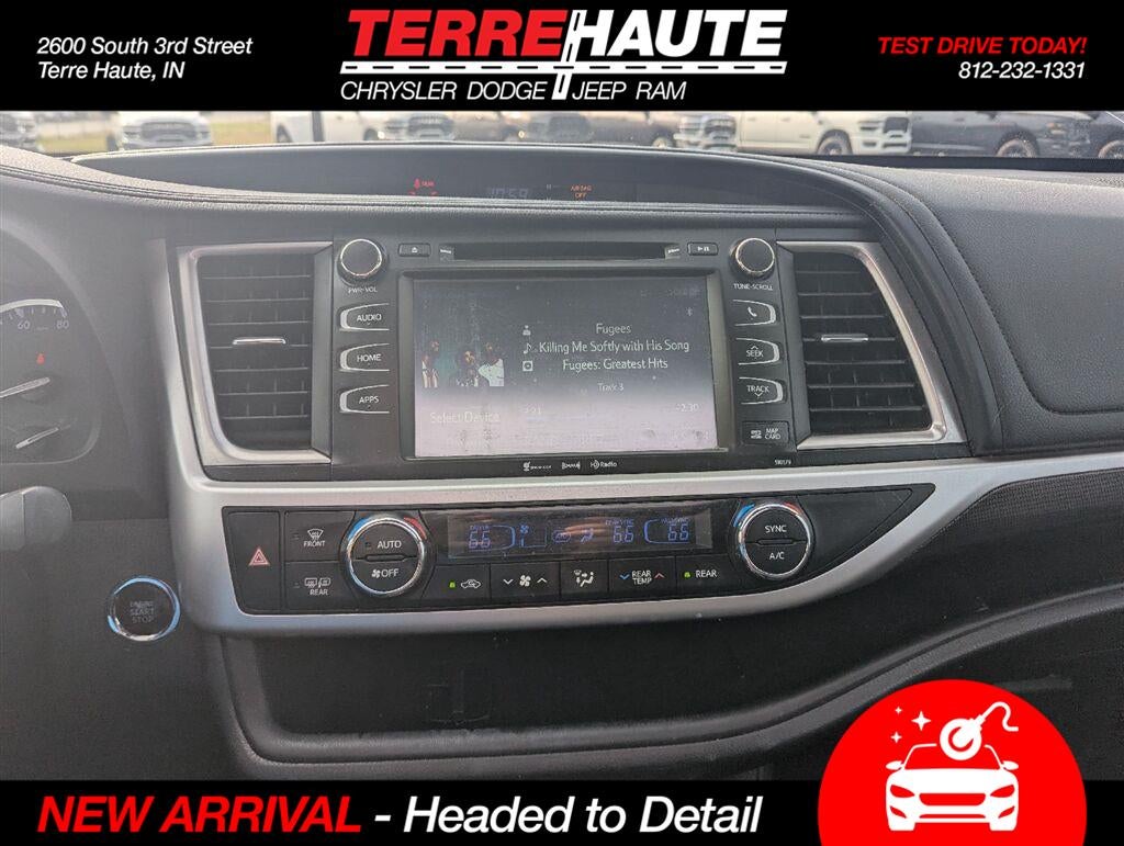 2017 Toyota Highlander SE
