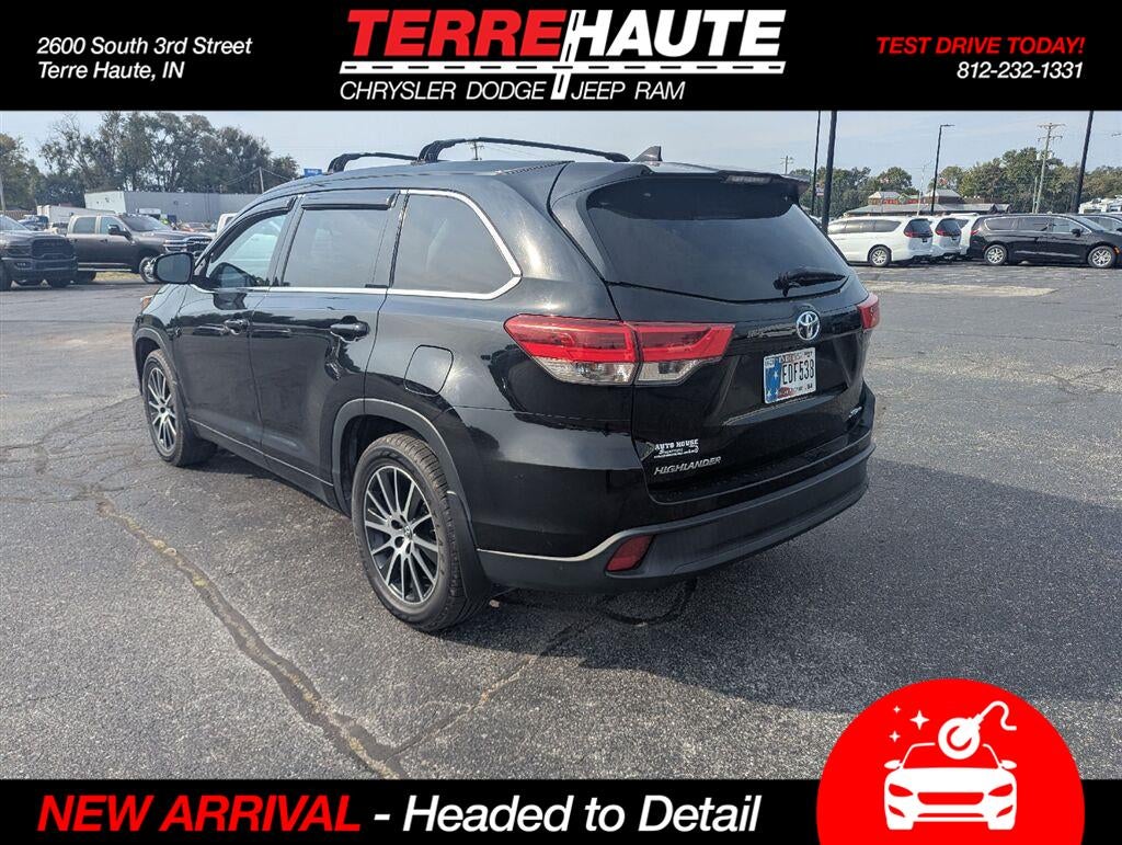 2017 Toyota Highlander SE