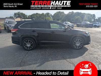 2017 Toyota Highlander SE
