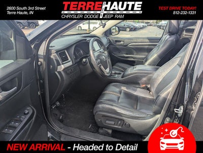 2017 Toyota Highlander SE