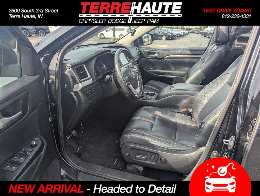 2017 Toyota Highlander SE