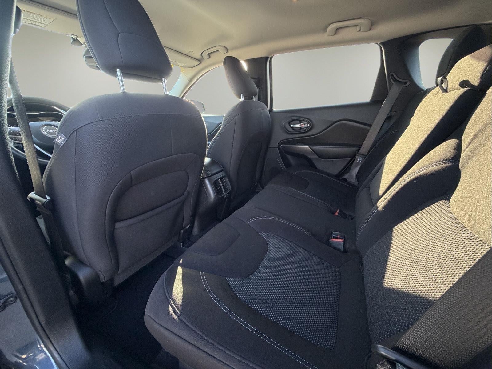 2021 Jeep Cherokee Latitude