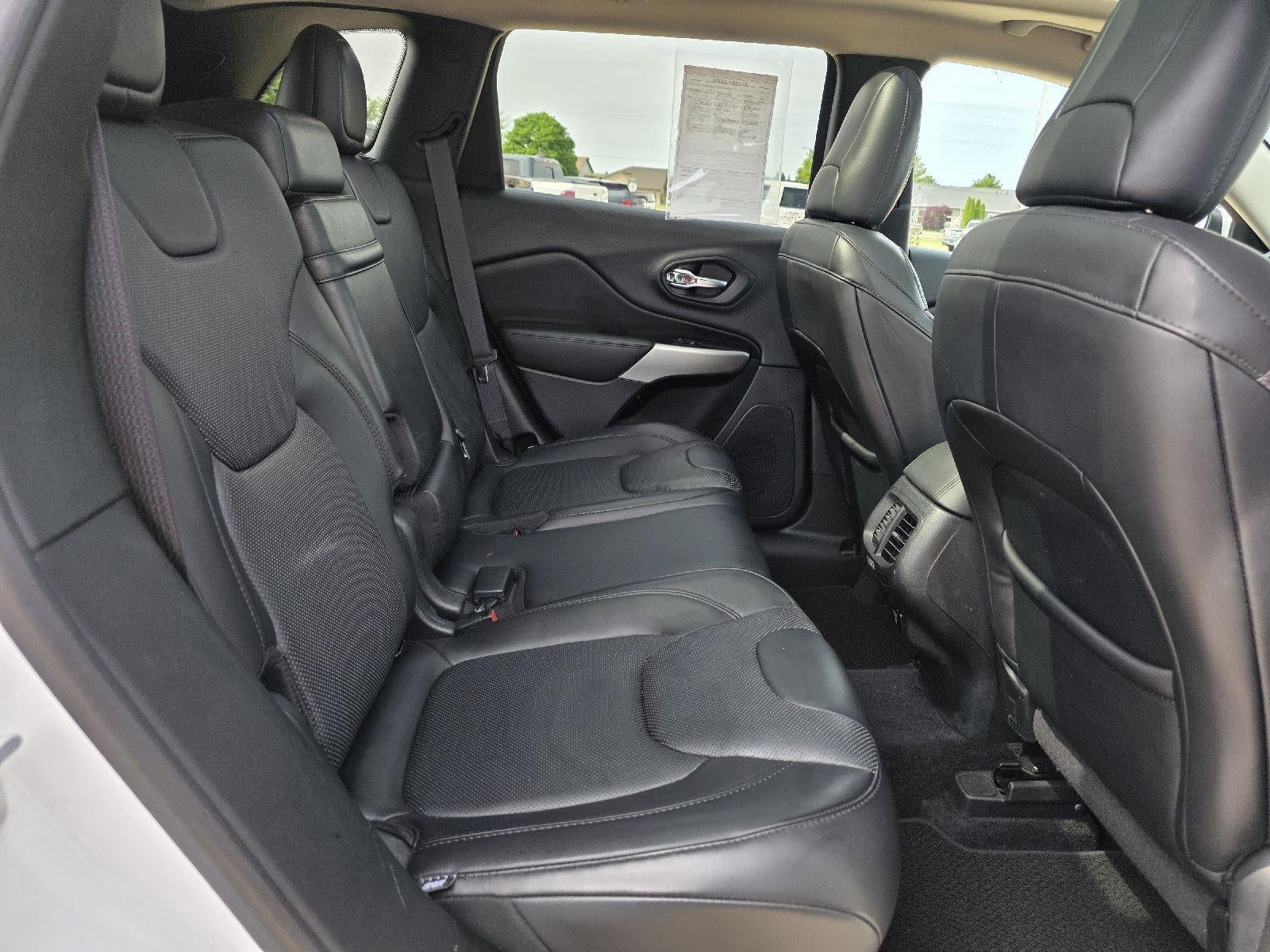 2017 Jeep Cherokee Overland