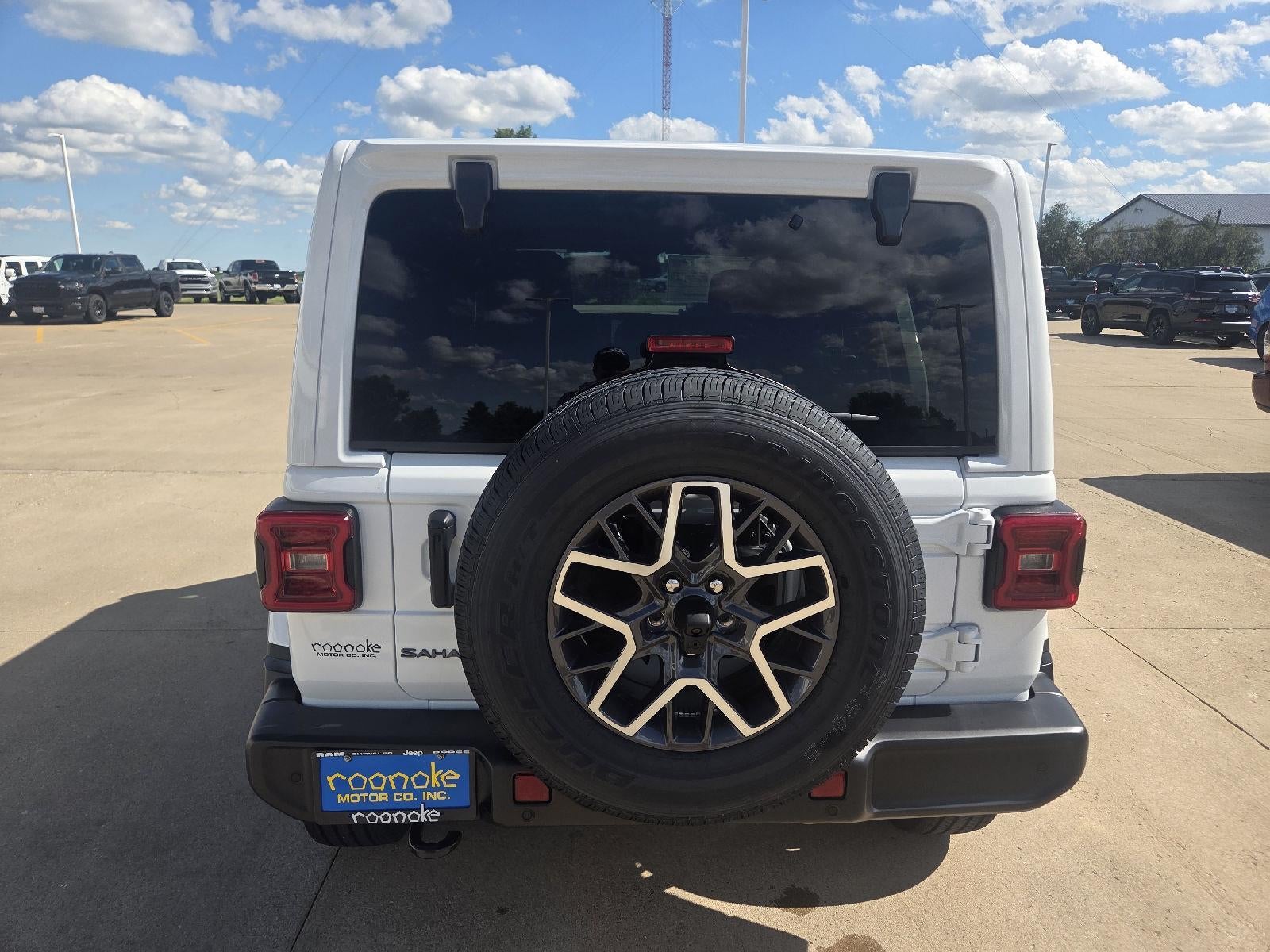 2026 Jeep WRANGLER SAHARA 4 DOOR 4X4
